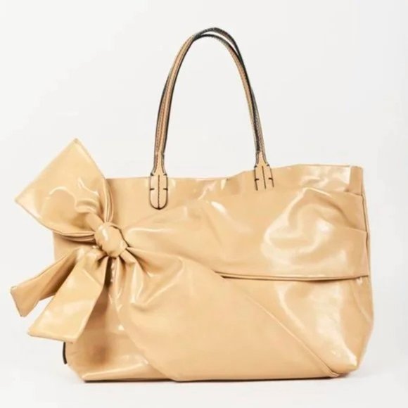 Valentino Garavani Large Lacca Sand Bow Trim Tote - Picture 1 of 11